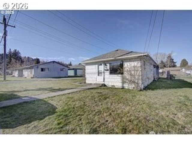 105 redpath Street, Kelso, WA 98675