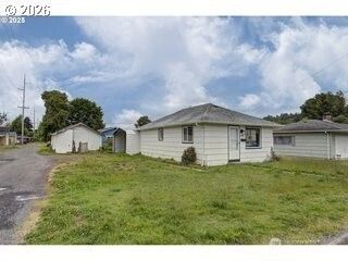 105 redpath Street, Kelso, WA 98675
