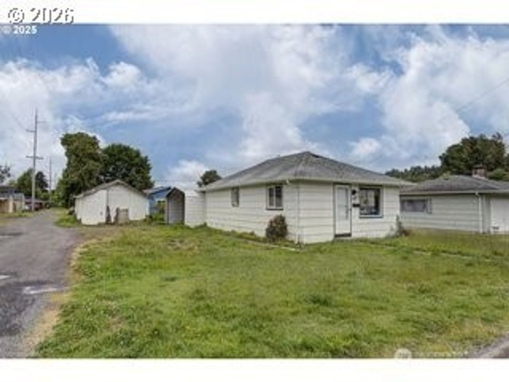 105 redpath Street, Kelso, WA 98675