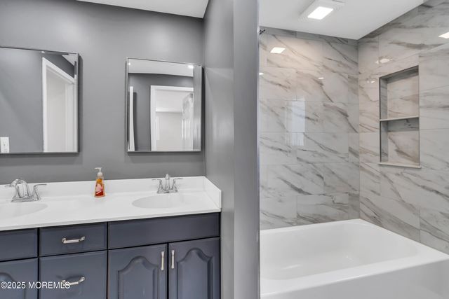 1 Drexel Court, Toms River, NJ 08753