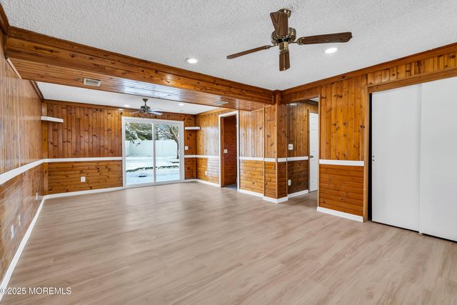 1 Drexel Court, Toms River, NJ 08753