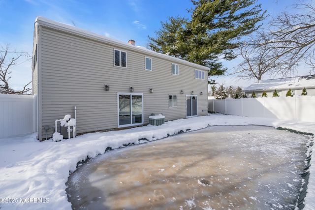 1 Drexel Court, Toms River, NJ 08753