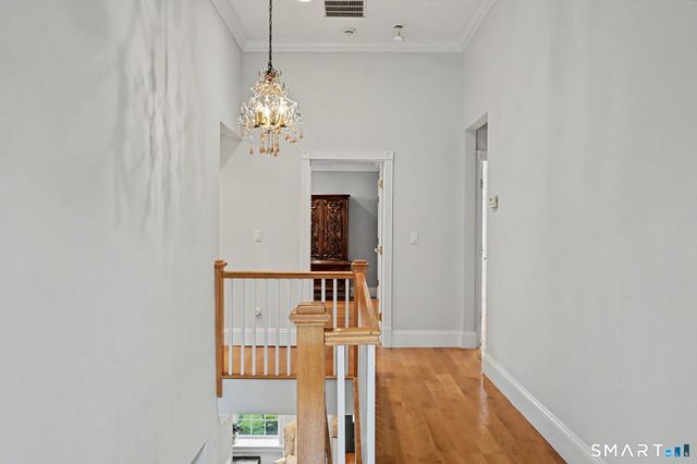 52 Francis Lane, Greenwich, CT 06831
