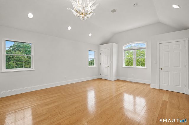 52 Francis Lane, Greenwich, CT 06831