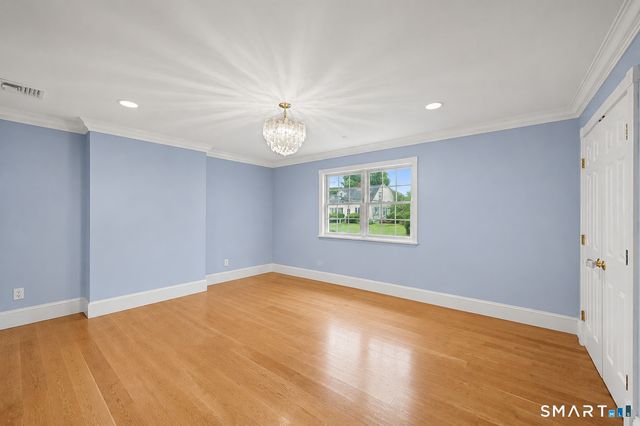 52 Francis Lane, Greenwich, CT 06831