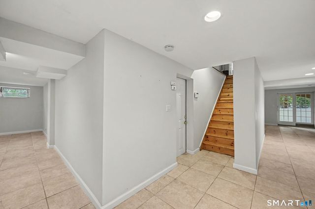 52 Francis Lane, Greenwich, CT 06831