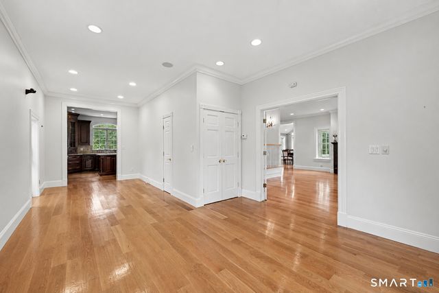 52 Francis Lane, Greenwich, CT 06831
