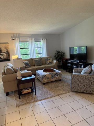 8025 Whispering Palm Drive, Boca Raton, FL 33496