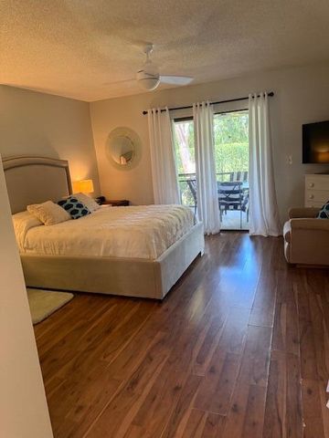 8025 Whispering Palm Drive, Boca Raton, FL 33496