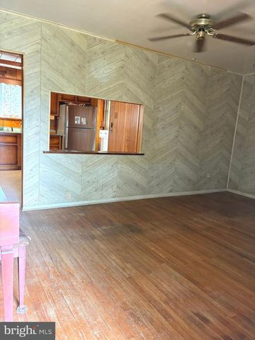 26 S CLUB RD, Pine Hill, NJ 08021