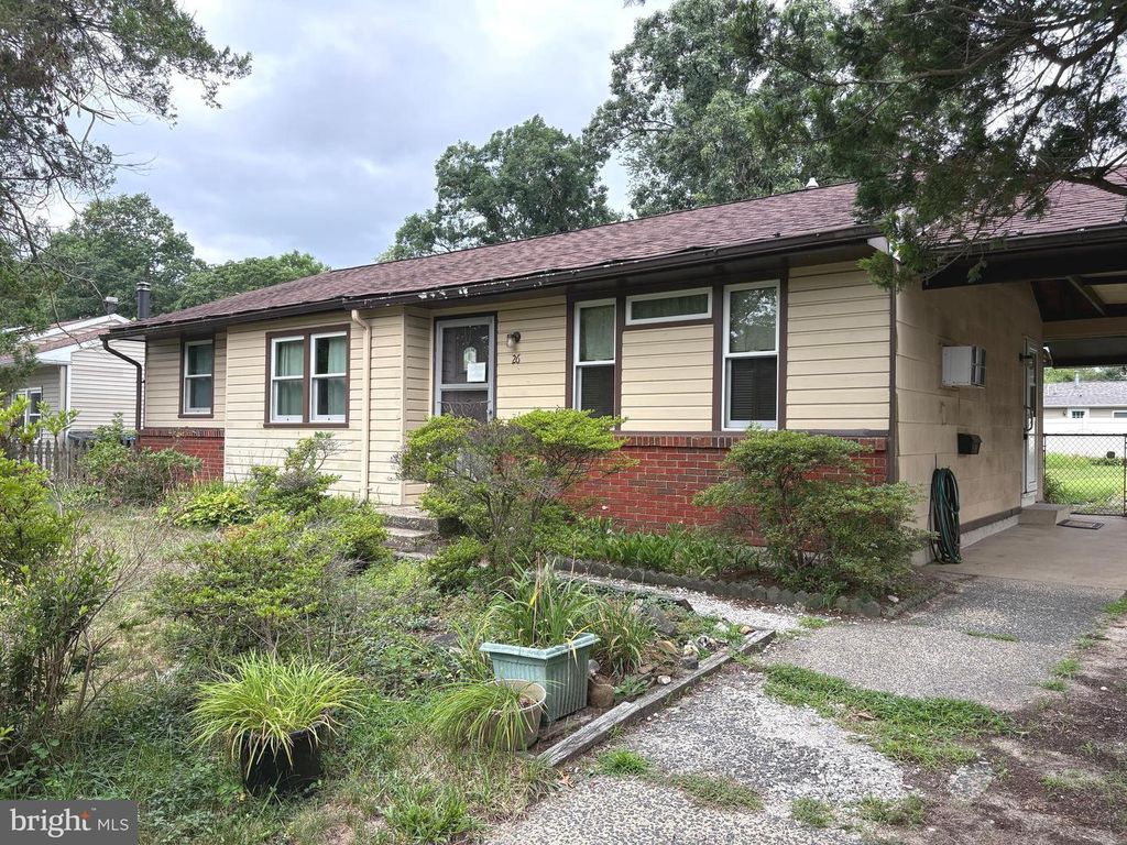 26 S CLUB RD, Pine Hill, NJ 08021