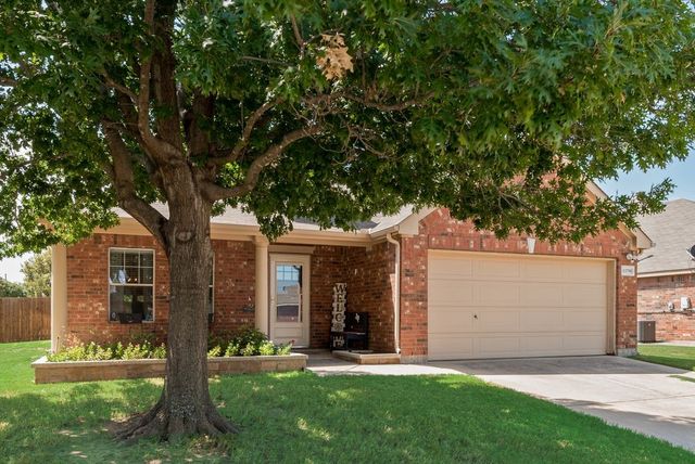13708 Trail Break Drive, Fort Worth, TX 76052