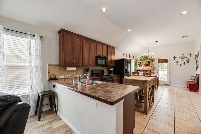 13708 Trail Break Drive, Fort Worth, TX 76052