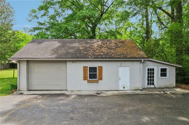 4872 Chamblee Tucker Road, Tucker, GA 30084