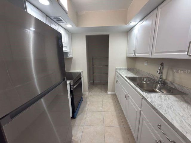 1904 HONOUR ROAD 13, Orlando, FL 32839