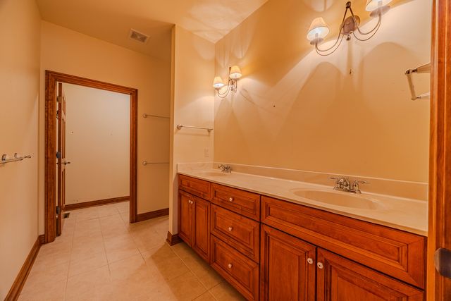 791 Manor Hill Place, Sugar Grove, IL 60554