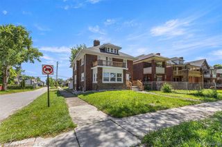 8438 Dexter Avenue, Detroit, MI 48206