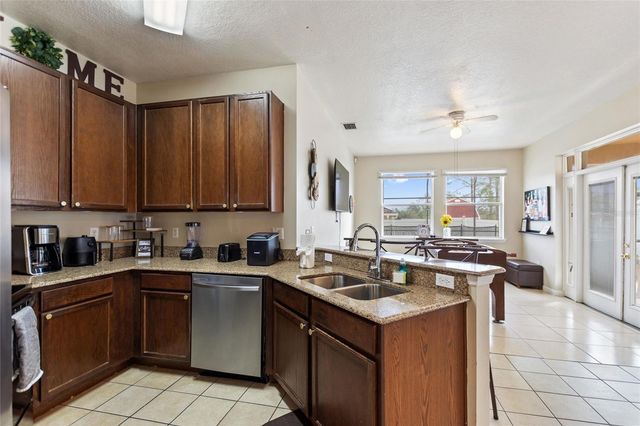 165 CAPTAIN HOOK WAY, Davenport, FL 33837