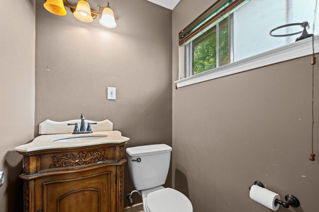 1032 GREENCLIFF RD, Collierville, TN 38017