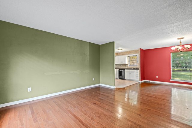 1032 GREENCLIFF RD, Collierville, TN 38017