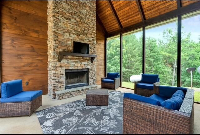 332 Harris Road SE, Old Fort, TN 37362