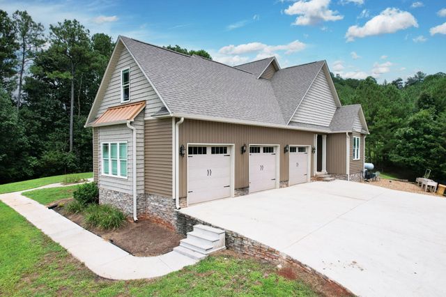 332 Harris Road SE, Old Fort, TN 37362