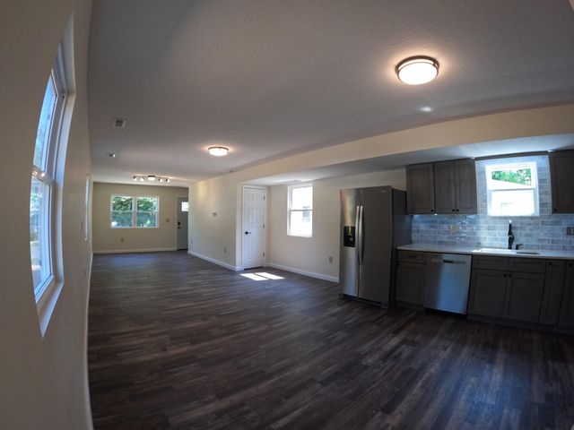 224 E Central Avenue, Delaware, OH 43015