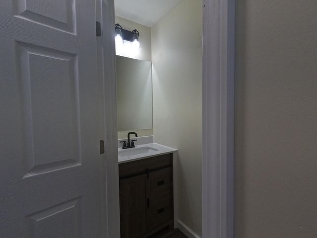 224 E Central Avenue, Delaware, OH 43015