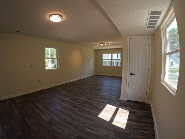 224 E Central Avenue, Delaware, OH 43015