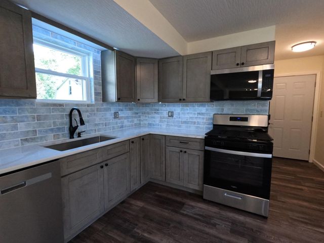 224 E Central Avenue, Delaware, OH 43015