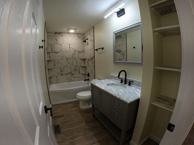 224 E Central Avenue, Delaware, OH 43015