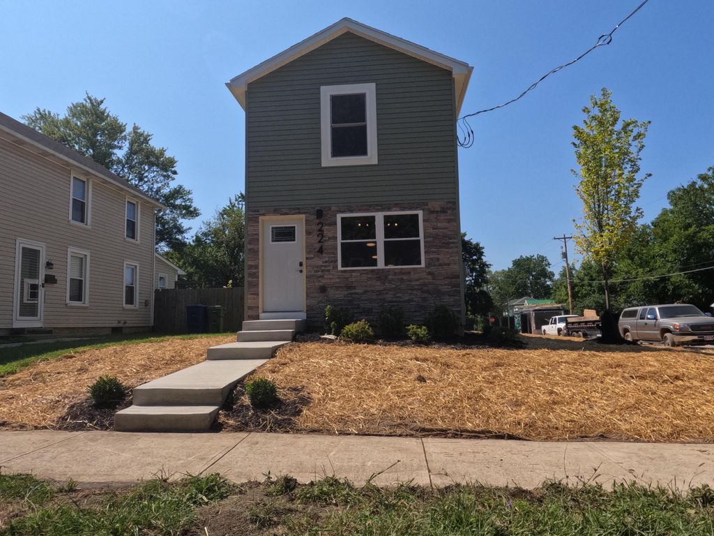 224 E Central Avenue, Delaware, OH 43015