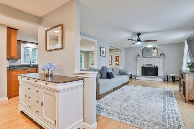 3 Trina Road, Salem, NH 03079
