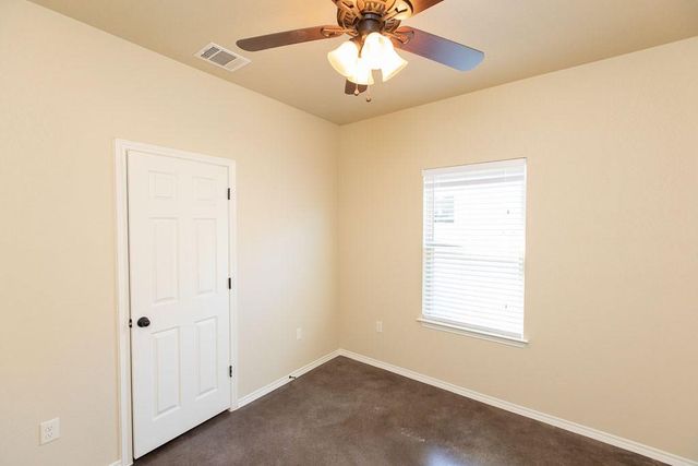 189 Joanne LOOP B, Buda, TX 78610