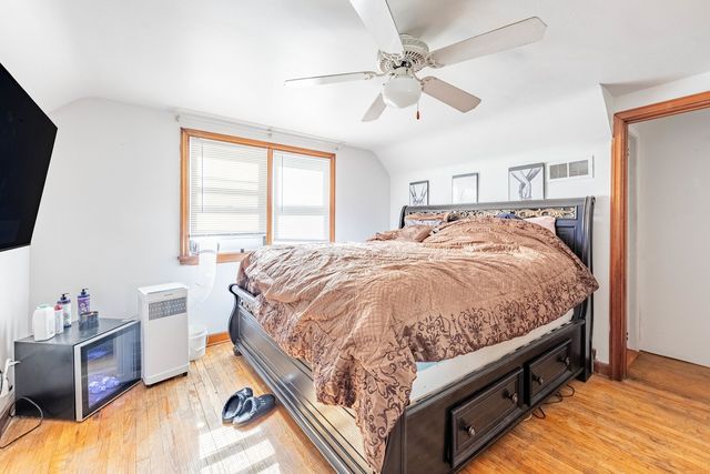 2910 E 138 Place, Burnham, IL 60633
