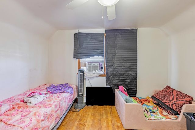 2910 E 138 Place, Burnham, IL 60633