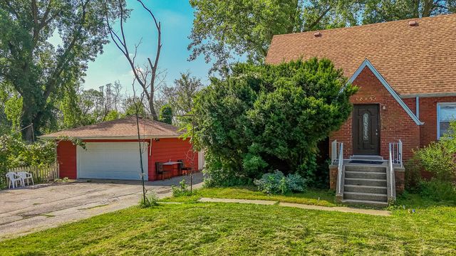 2910 E 138 Place, Burnham, IL 60633