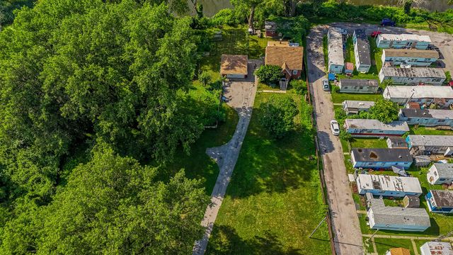 2910 E 138 Place, Burnham, IL 60633