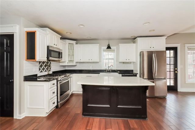 1108 Cool Springs NW Drive, Kennesaw, GA 30144