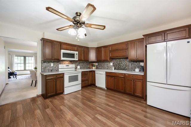 306 Northoak Drive, Collinsville, IL 62234
