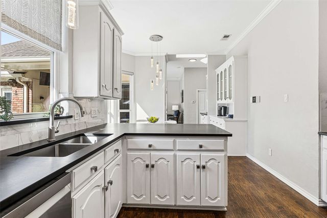 6716 Genstar Lane, Dallas, TX 75252