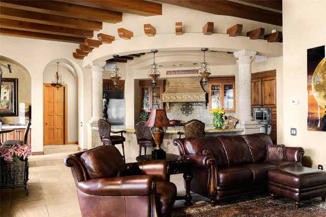 17803 Navigation LN, Lago Vista, TX 78645