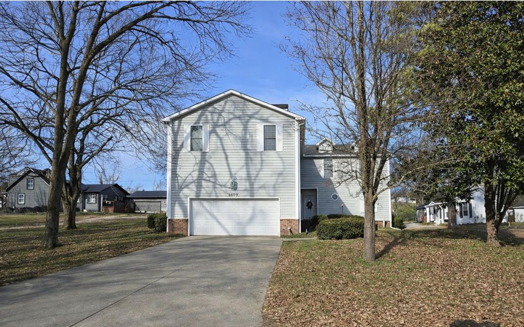 1609 West Rd, Goodlettsville, TN 37072