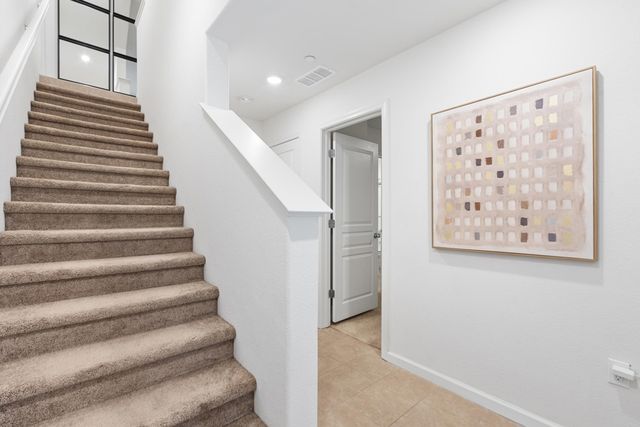 16330 RIDGEHAVEN DR UNIT 802, Castro Valley, CA 94578