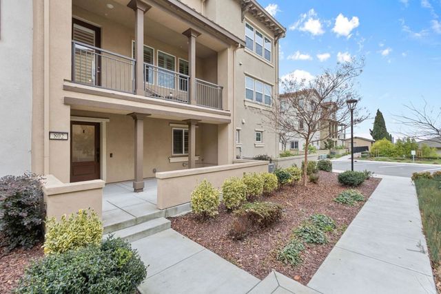 16330 RIDGEHAVEN DR UNIT 802, Castro Valley, CA 94578