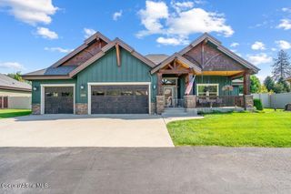 11074 N Cattle Dr, Hayden, ID 83835