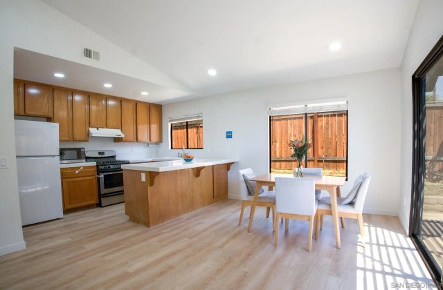 1943 Buckskin Glen, Escondido, CA 92027
