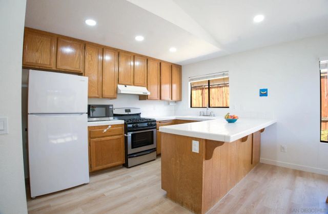 1943 Buckskin Glen, Escondido, CA 92027
