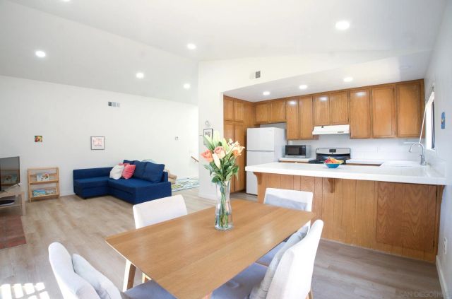 1943 Buckskin Glen, Escondido, CA 92027