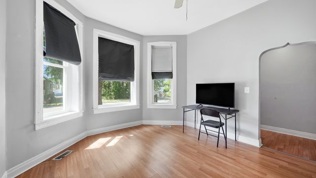 7213 S Green Street, Chicago, IL 60621